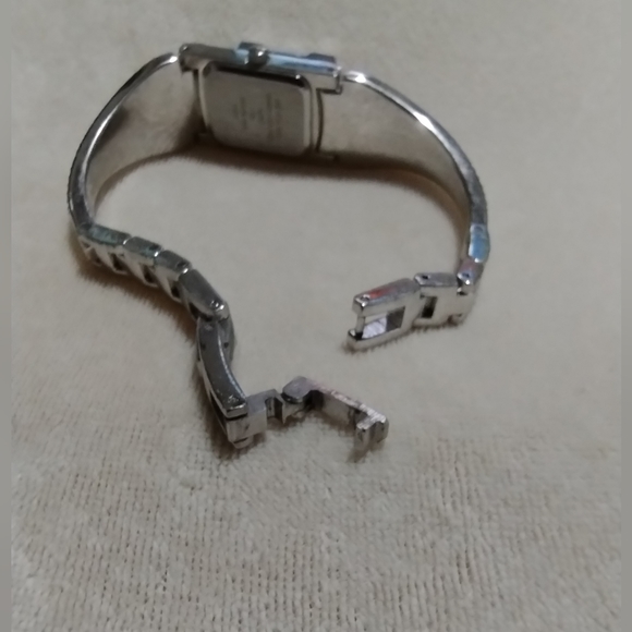 VTG Annie Klein Bangal Style Watch Never Worn, Black W/ Criss Cross Clear Stones - Picture 7 of 8